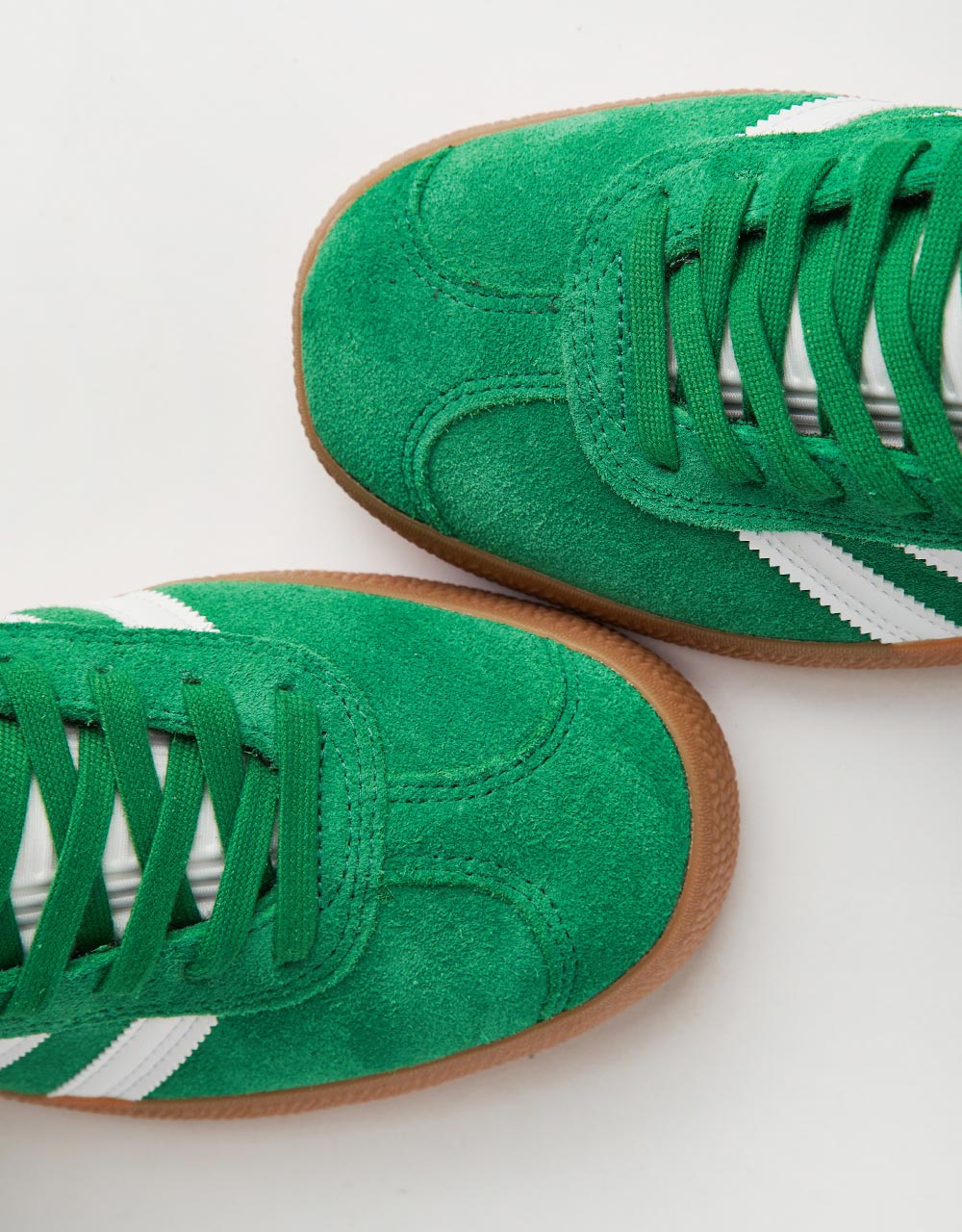 adidas Gazelle ADV Skate Shoes - Green/White/Gold Metallic - Image 7