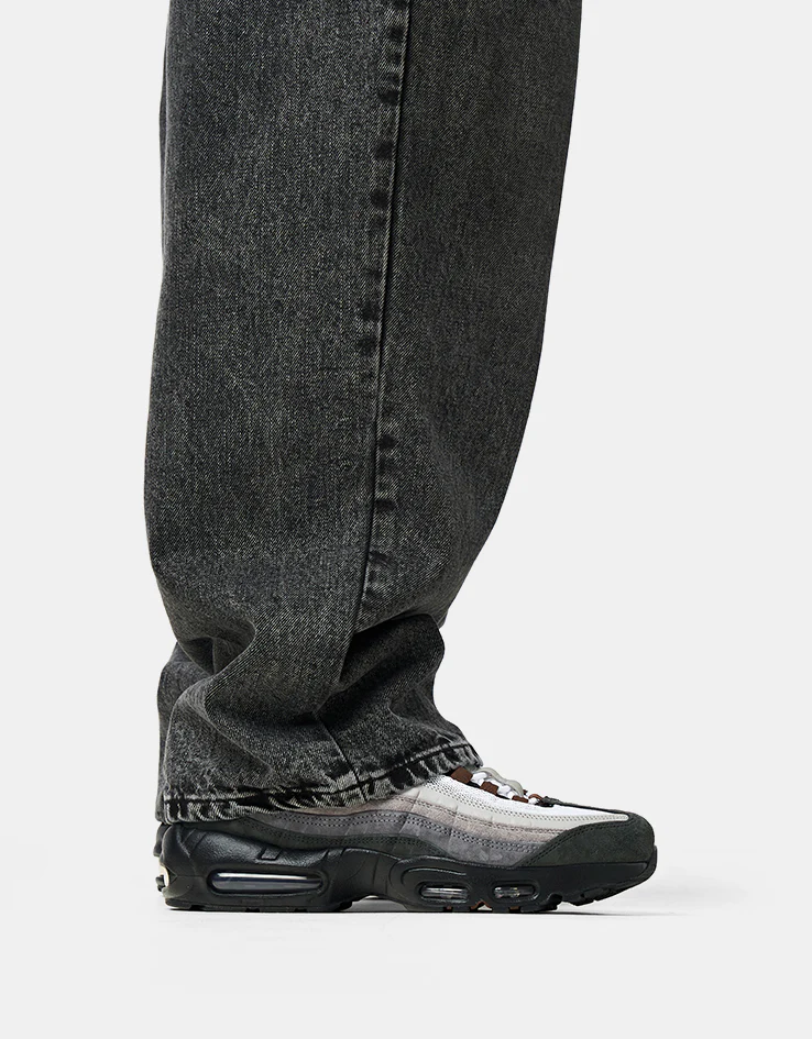 Butter Goods Drummer Baggy Denim Jeans - Streaky Black - Image 5