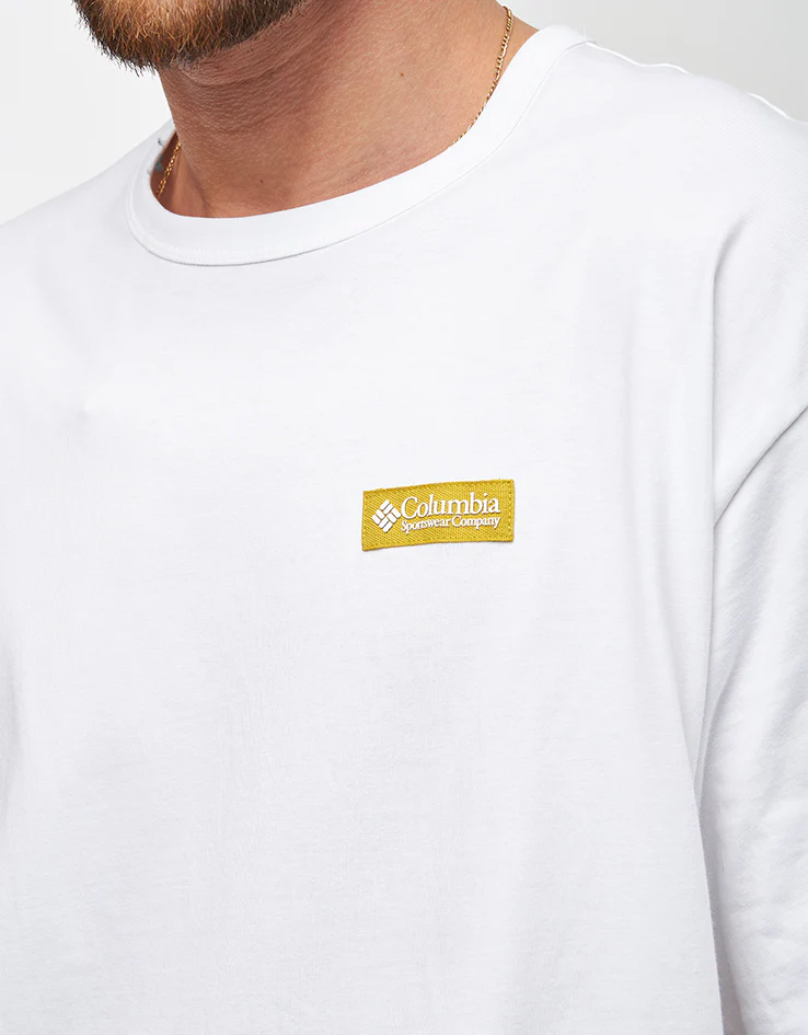 Columbia CSC™ Heavyweight Iconic T-Shirt - White/Repeated Peaks - Image 4