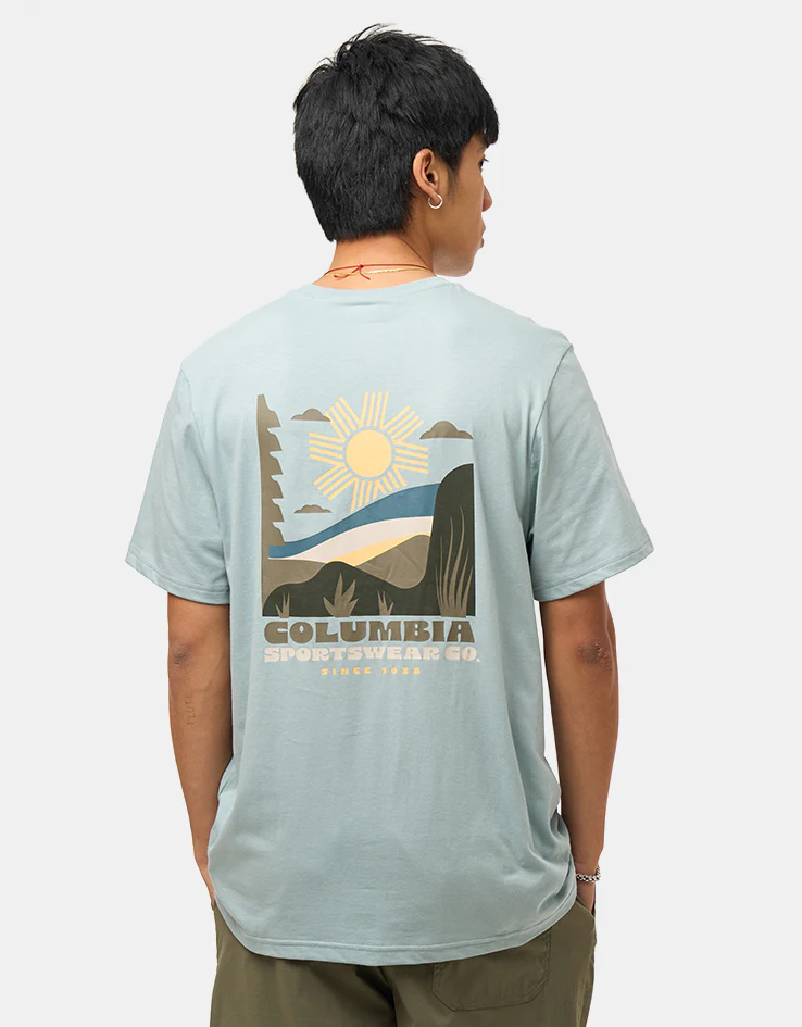Columbia CSC™ Outdoor Back Graphic T-Shirt - Crushed Blue/Shining Landscape