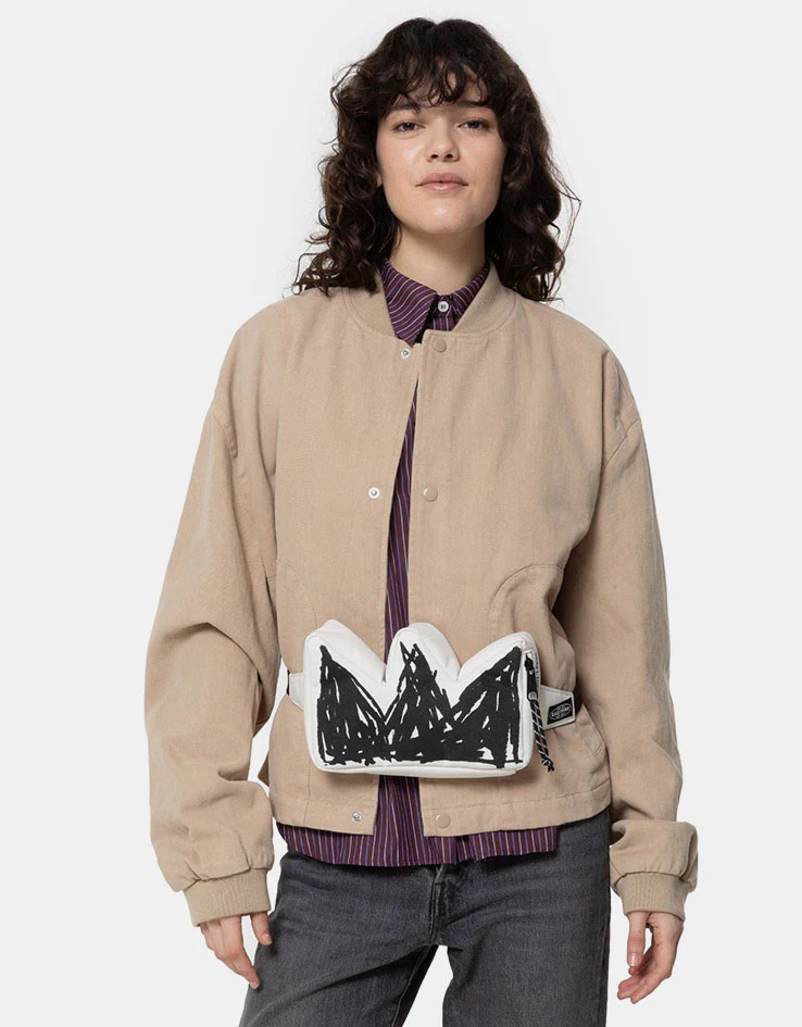 Eastpak Crown Bag Cross Body Bag - Basquiat Crown - Image 4