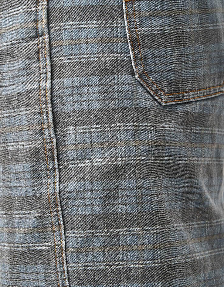 Former Reynolds 21" Slack Denim Short - Washed Blue - Image 7