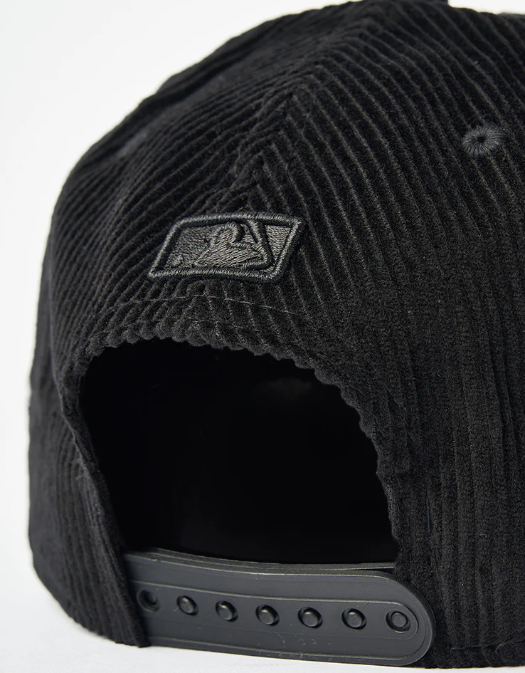 New Era Chicago White Sox Cord 9FORTY® M-Crown Snapback Cap - Black - Image 4