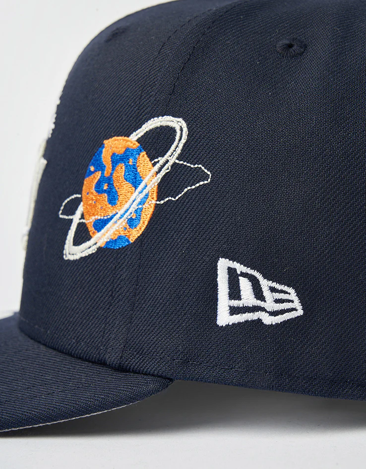 New Era Houston Astros Planet Icon 59FIFTY® PC Fitted Cap - Navy - Image 3