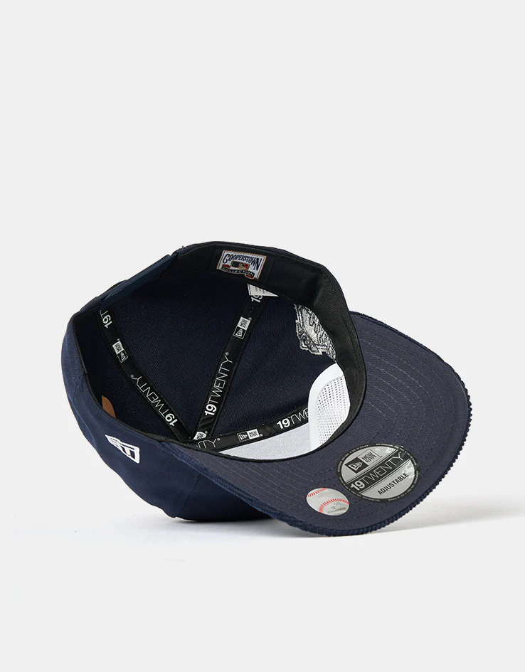 New Era New York Yankees MLB Cooperstown Cord 19TWENTY® Snapback Cap - Navy - Image 5