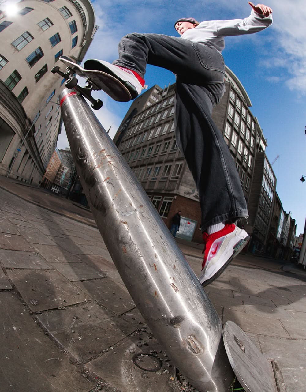Nike SB Air Max Ishod Skate Shoes - White/Varsity Red-Summit White-Varsity Red-Black - Image 2
