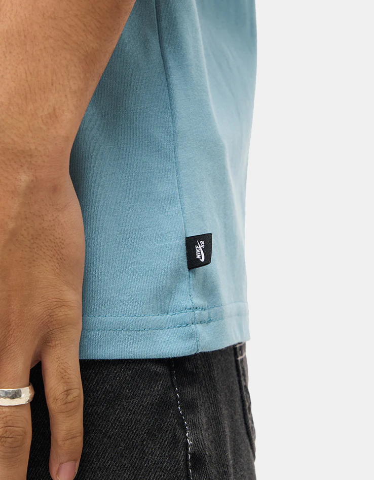 Nike SB Bus Pass T-Shirt - Denim Turquoise - Image 4