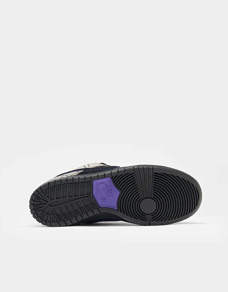 Nike SB 'Dashawn Jordan' Dunk Low Pro Skate Shoes - String/Black-Bright Spruce-Fierce Purple - Image 11
