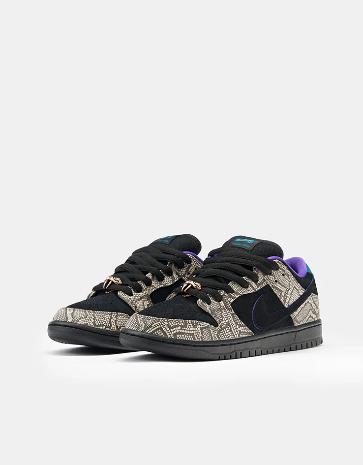 Nike SB 'Dashawn Jordan' Dunk Low Pro Skate Shoes - String/Black-Bright Spruce-Fierce Purple - Image 2