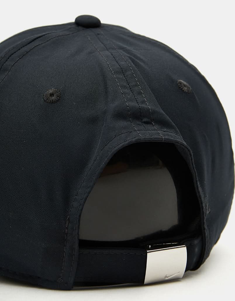 Nike SB Dri-Fit Club Cap - Black/Metallic Silver - Image 4