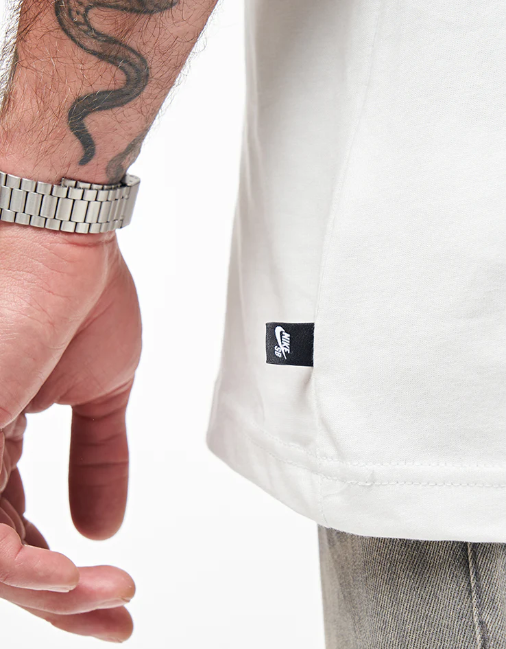 Nike SB JDI Remake T-Shirt - Summit White - Image 4