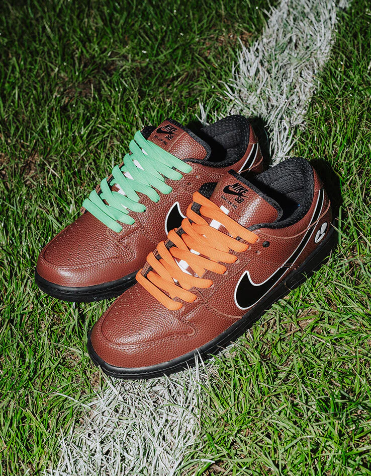 Nike SB 'Limosine' Dunk Low Pro QS Skate Shoes - Dark Pony/Black-Silver-White - Image 17
