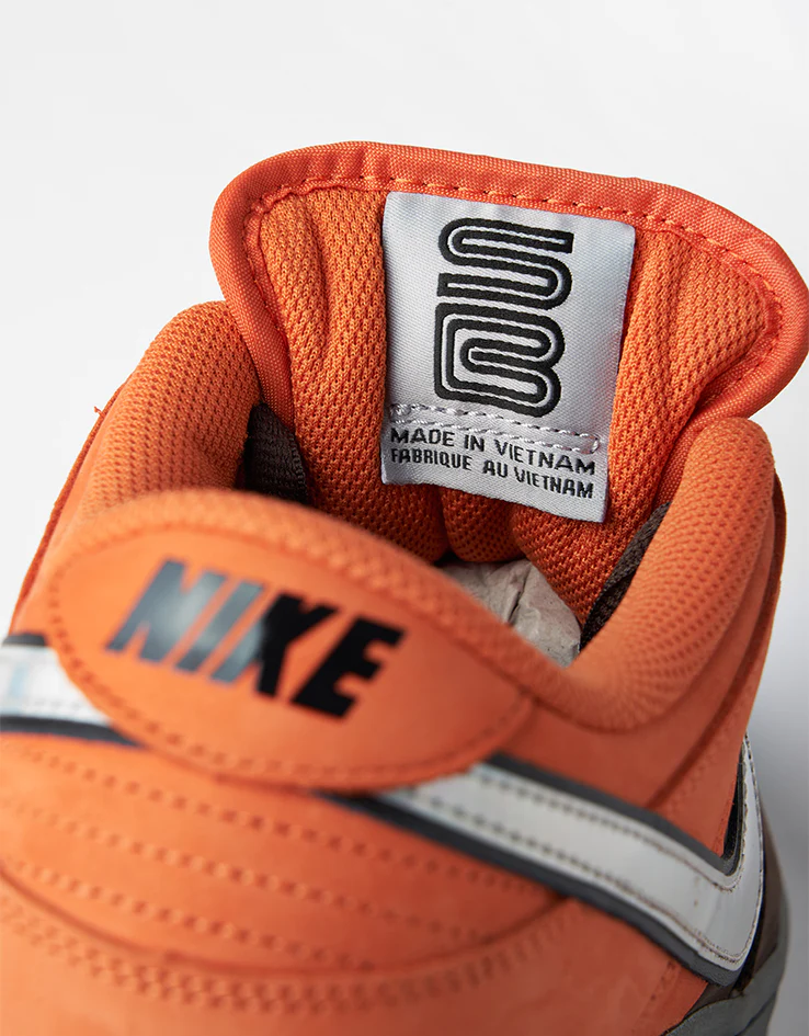 Nike SB 'Muni Pass' Dunk Low Pro Skate Shoes - Safety Orange/Wolf Grey-Baroque Brown - Image 8