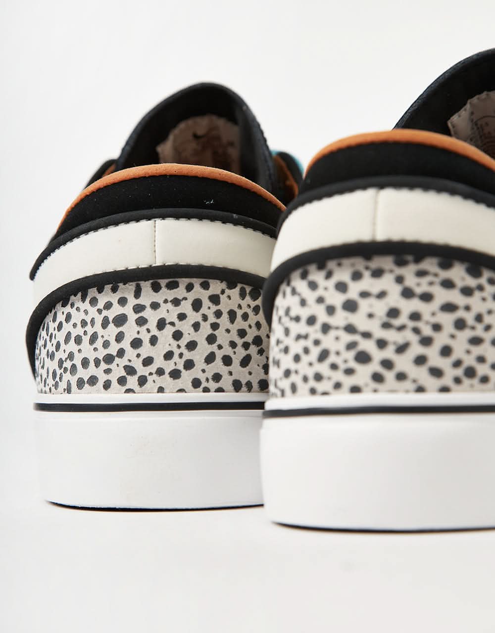 Nike SB 'Safari Electric Pack' Zoom Janoski OG+ Skate Shoes - Phantom/Chlorine Blue-Black - Image 8