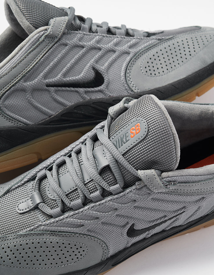 Nike SB Vertebrae ISO Skate Shoes - Cool Grey/Black-Cool Grey-Dark Grey - Image 7