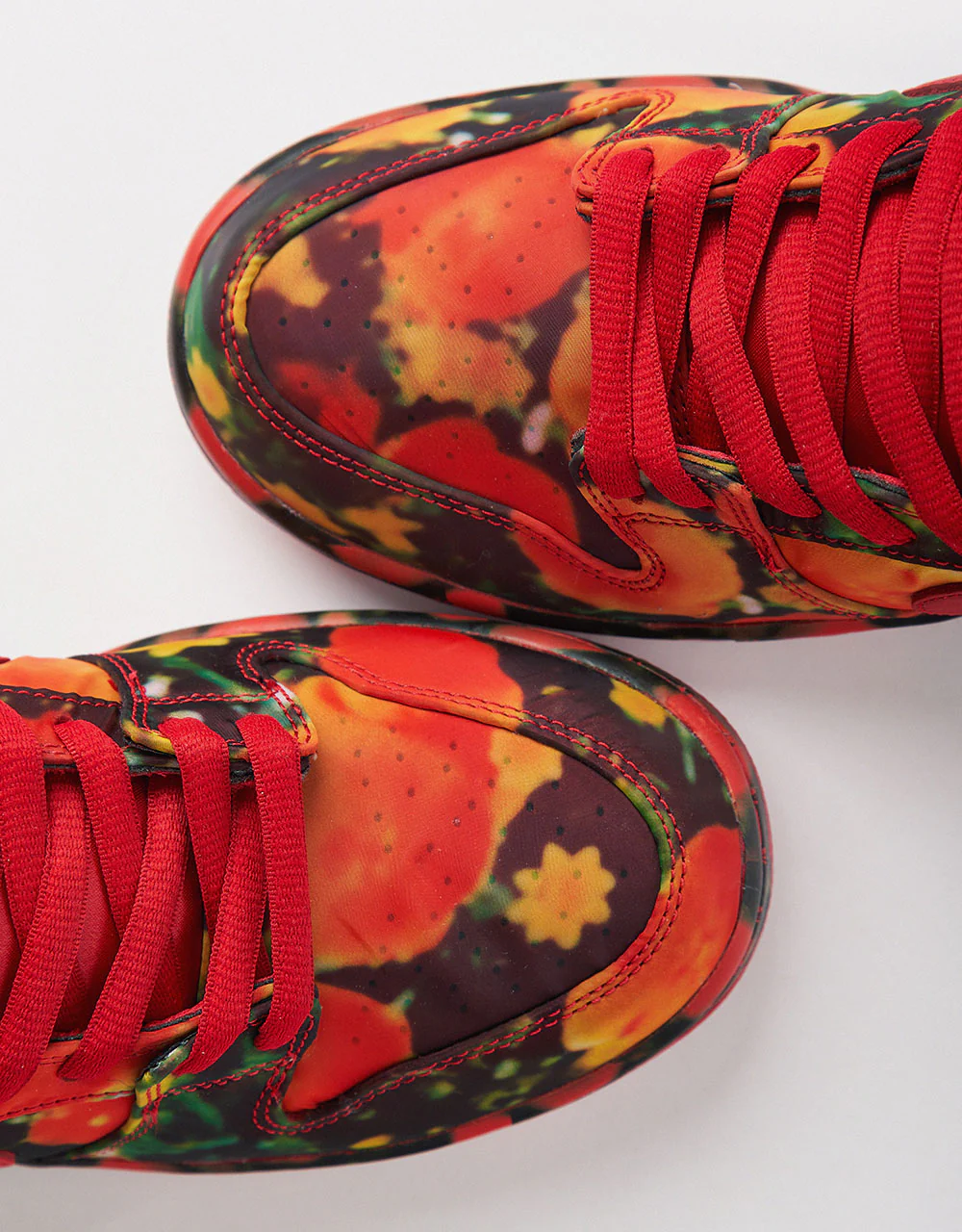 Nike SB 'Wizard of Oz' Dunk Low Pro QS Skate Shoes - Gym Red/University Red-Multi-Color - Image 10
