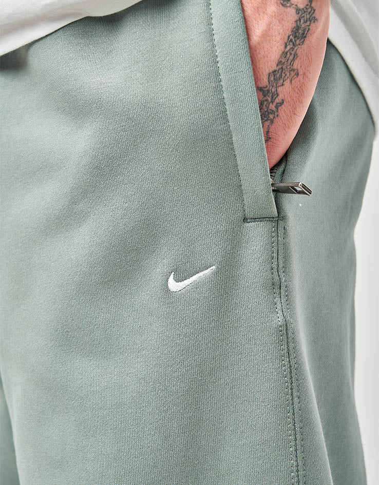 Nike Solo Swoosh Sweatpants - Clay Green/Clay Green/White - Image 4
