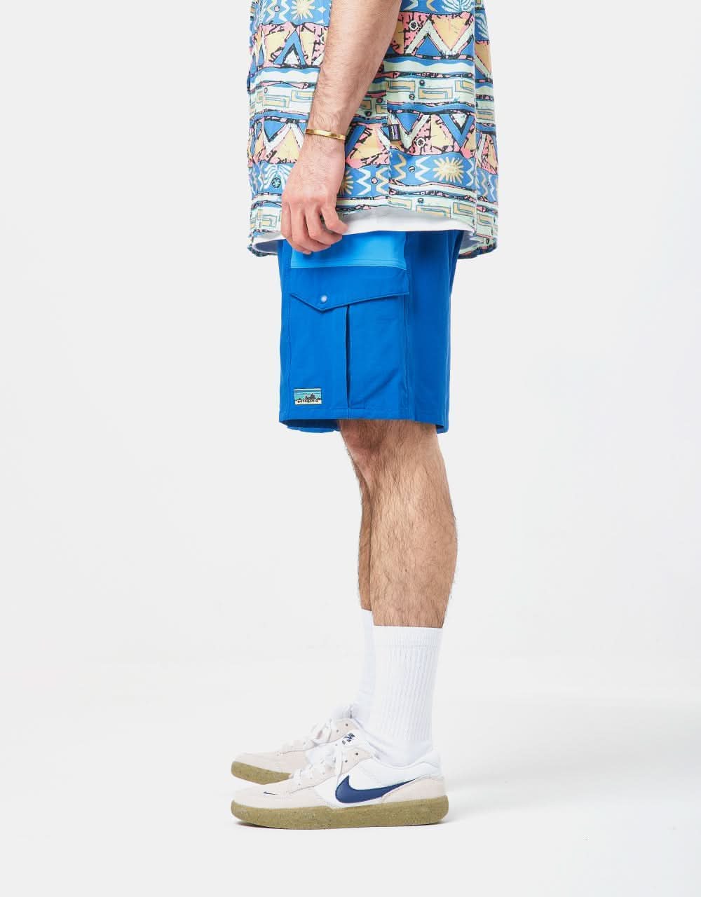 Patagonia Outdoor Everyday 7" Shorts - Endless Blue - Image 4