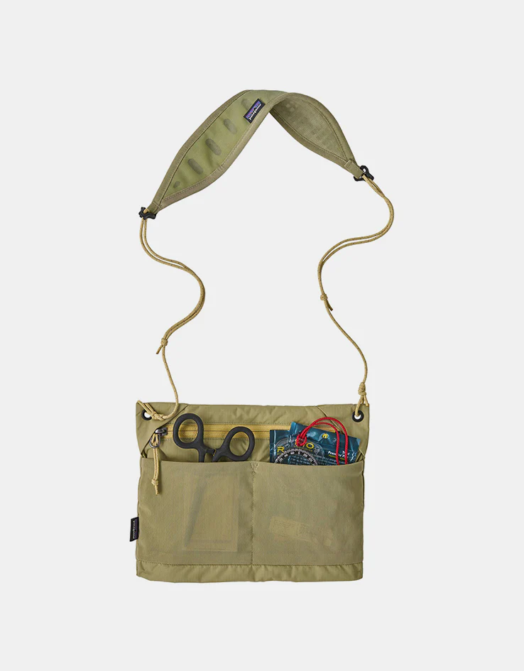 Patagonia Terravia Sacoche Cross Body Bag - Gumtree Green - Image 2