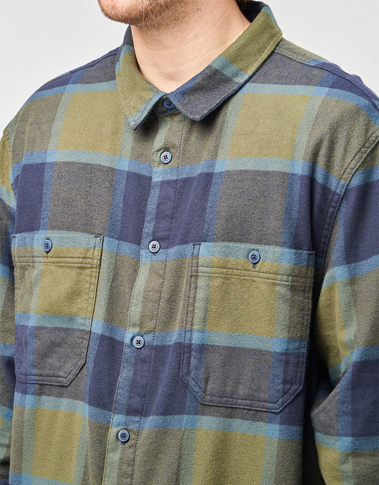Vans Larkspur Plaid L/S Flannel Shirt - Grape Leaf/Parisian Nght - Image 4