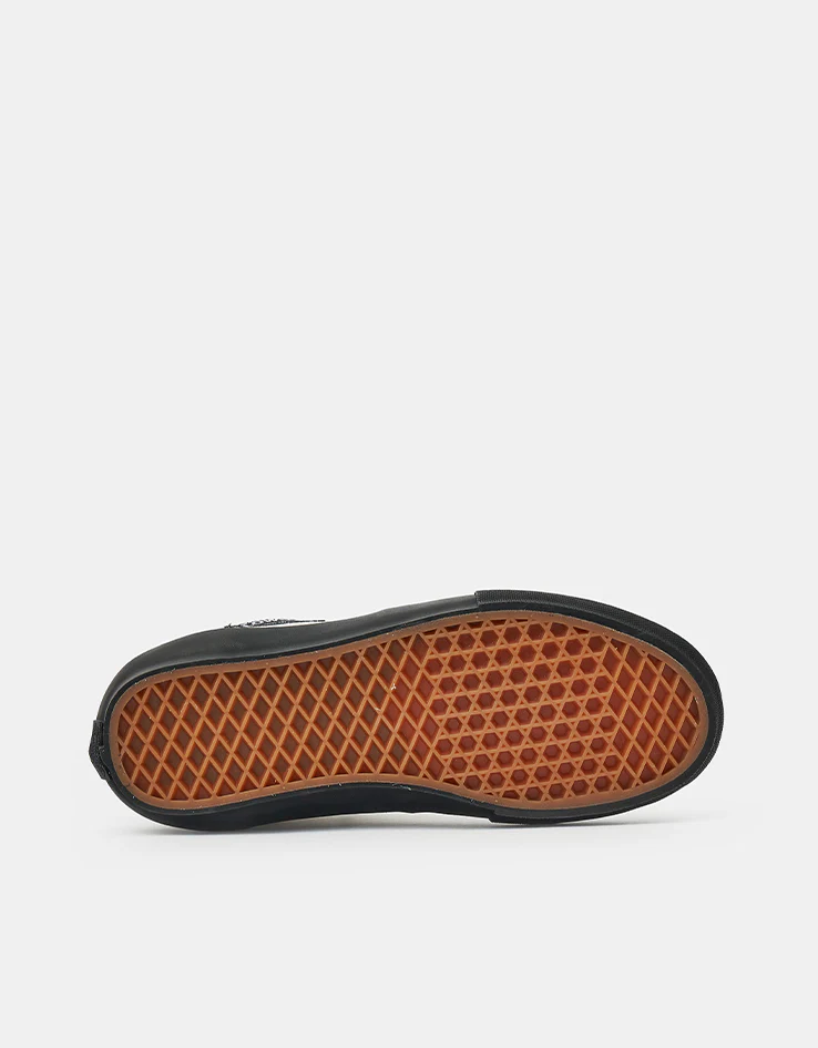 Vans Skate Safe Low Shoes - (Atiba) Bone White/Black - Image 8