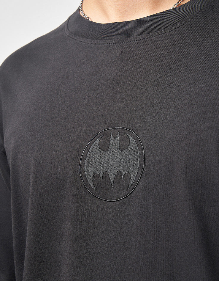 Welcome x Batman Bat Signal Layered Knitted L/S T-Shirt - Washed Black - Image 3